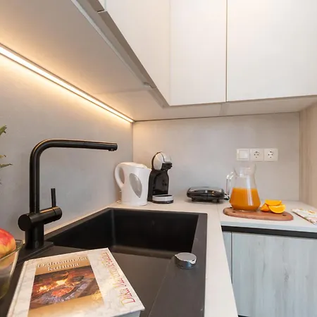 Modern Adriana - Free Parking Vodice