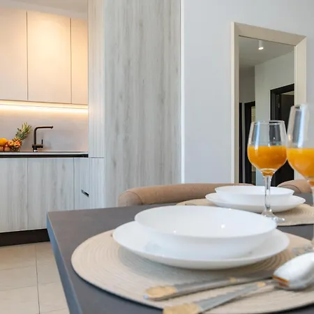 Modern Adriana - Free Parking Appartement *